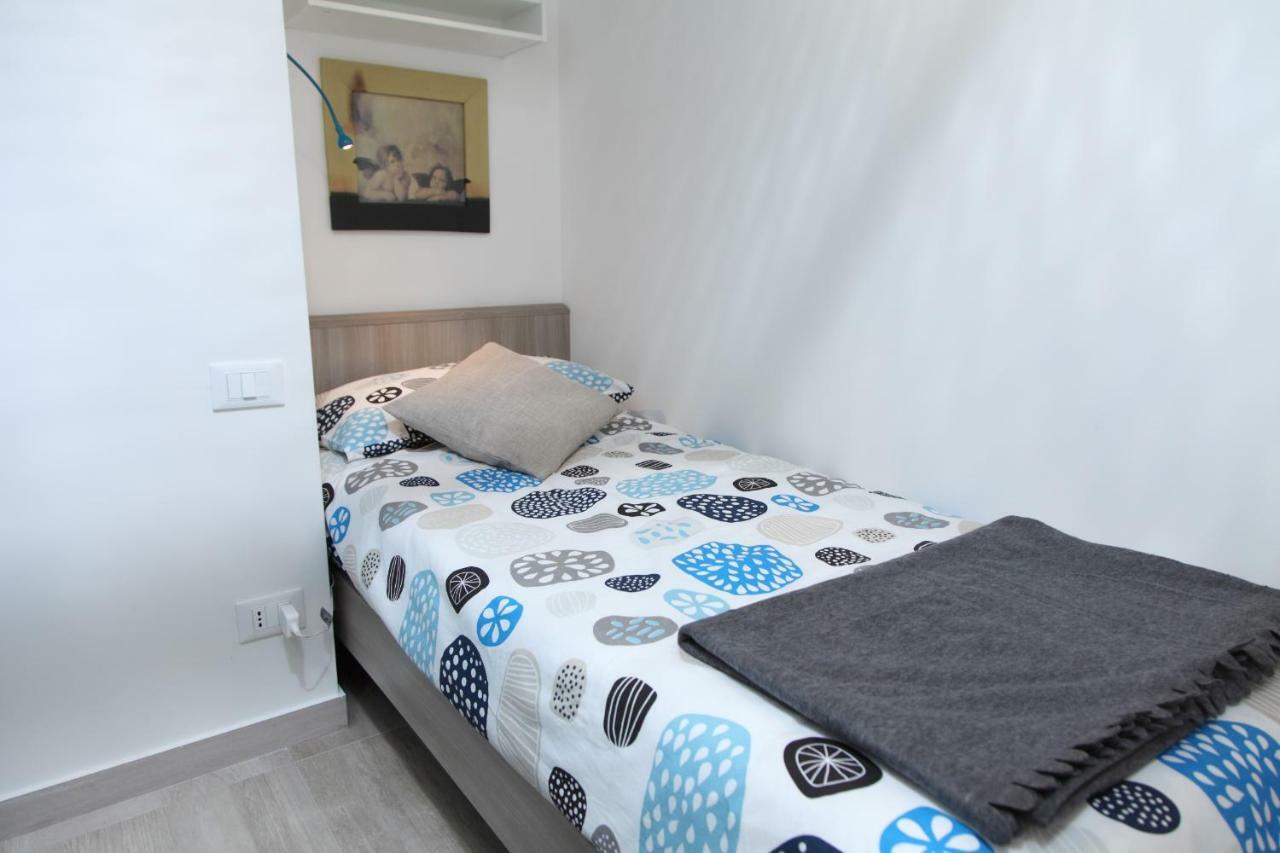 Emma'S House Apartment เชฟาลู ภายนอก รูปภาพ