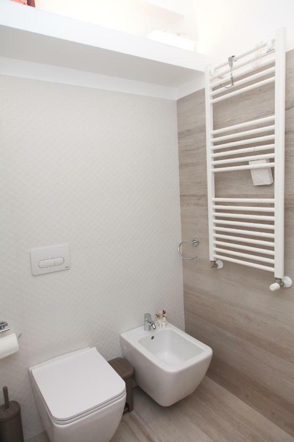 Emma'S House Apartment เชฟาลู ภายนอก รูปภาพ